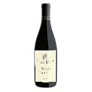 NV Pinot Noir (White Background)